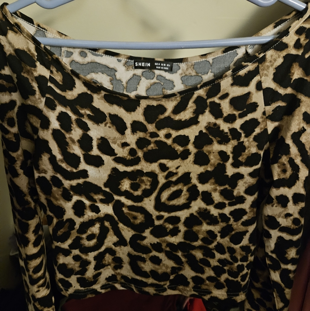 Leapord print top